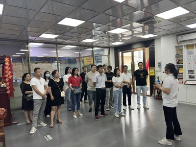 走进优商
强针对性、高质量、高效率为商家量身打造最具有竞争力的学习型社群